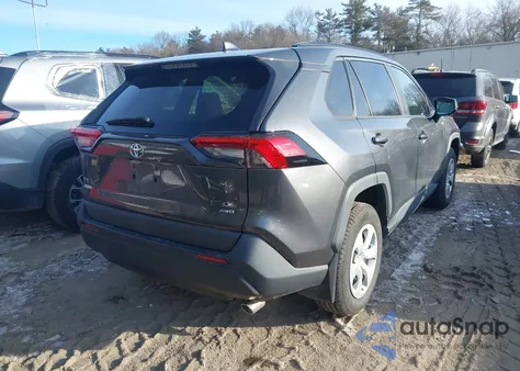 2019 Toyota Rav4 Le z USA, uszkodzony, nr VIN 2T3F1RFV4KC039849